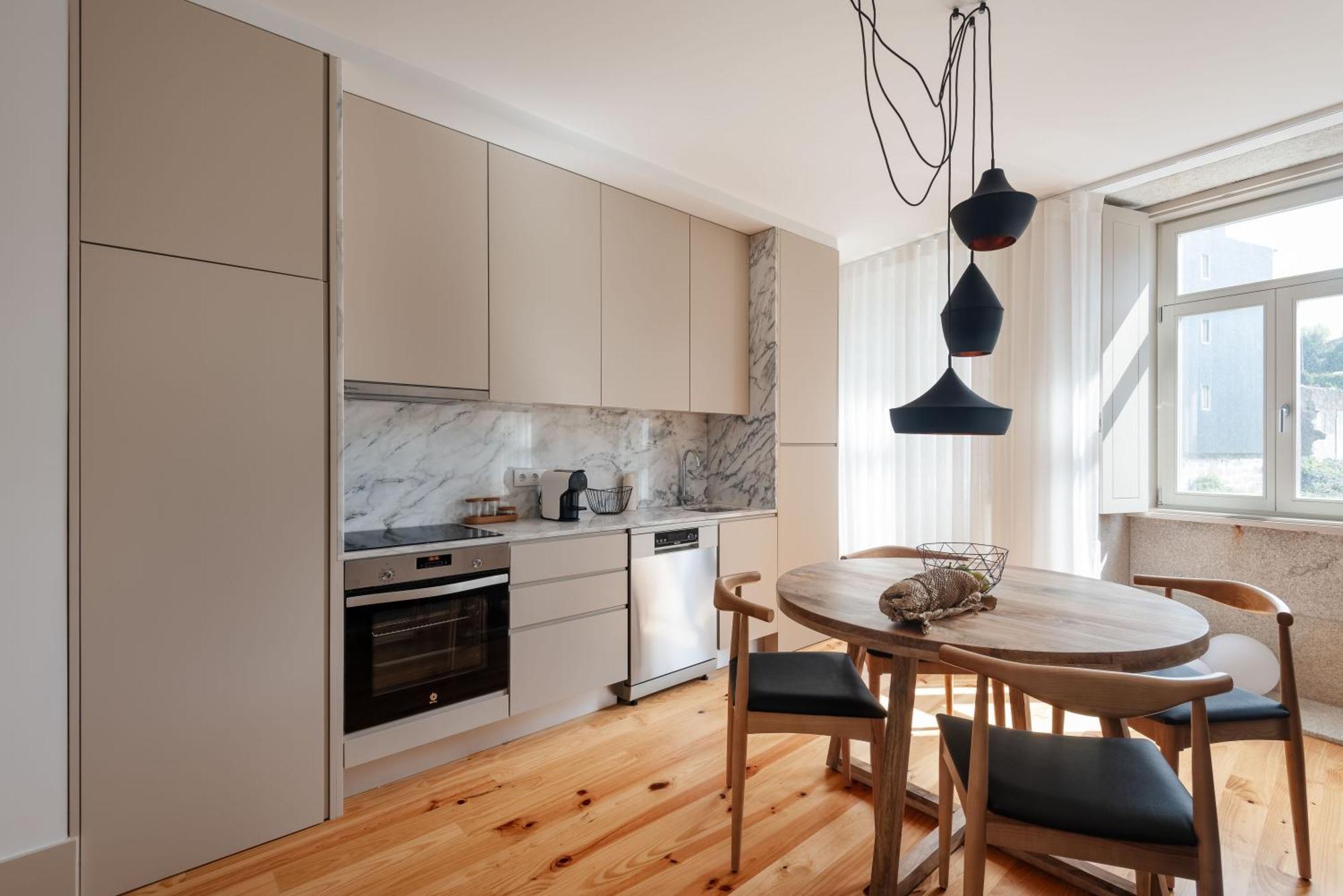 Stylish Apartment In City Center بورتو المظهر الخارجي الصورة